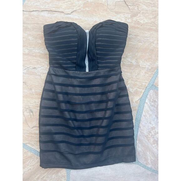 Solstice Boutique Black Mini Dress Sweetheart NWT Size Medium - Picture 1 of 3